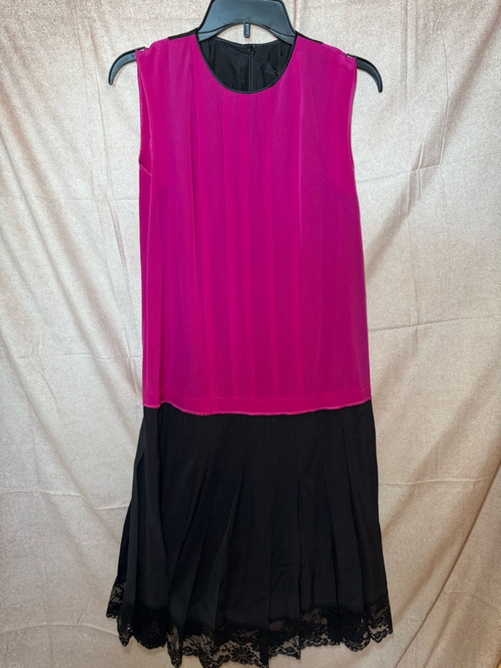 Marc Jacobs Fuchsia and Black Sleeveless Midi Dress